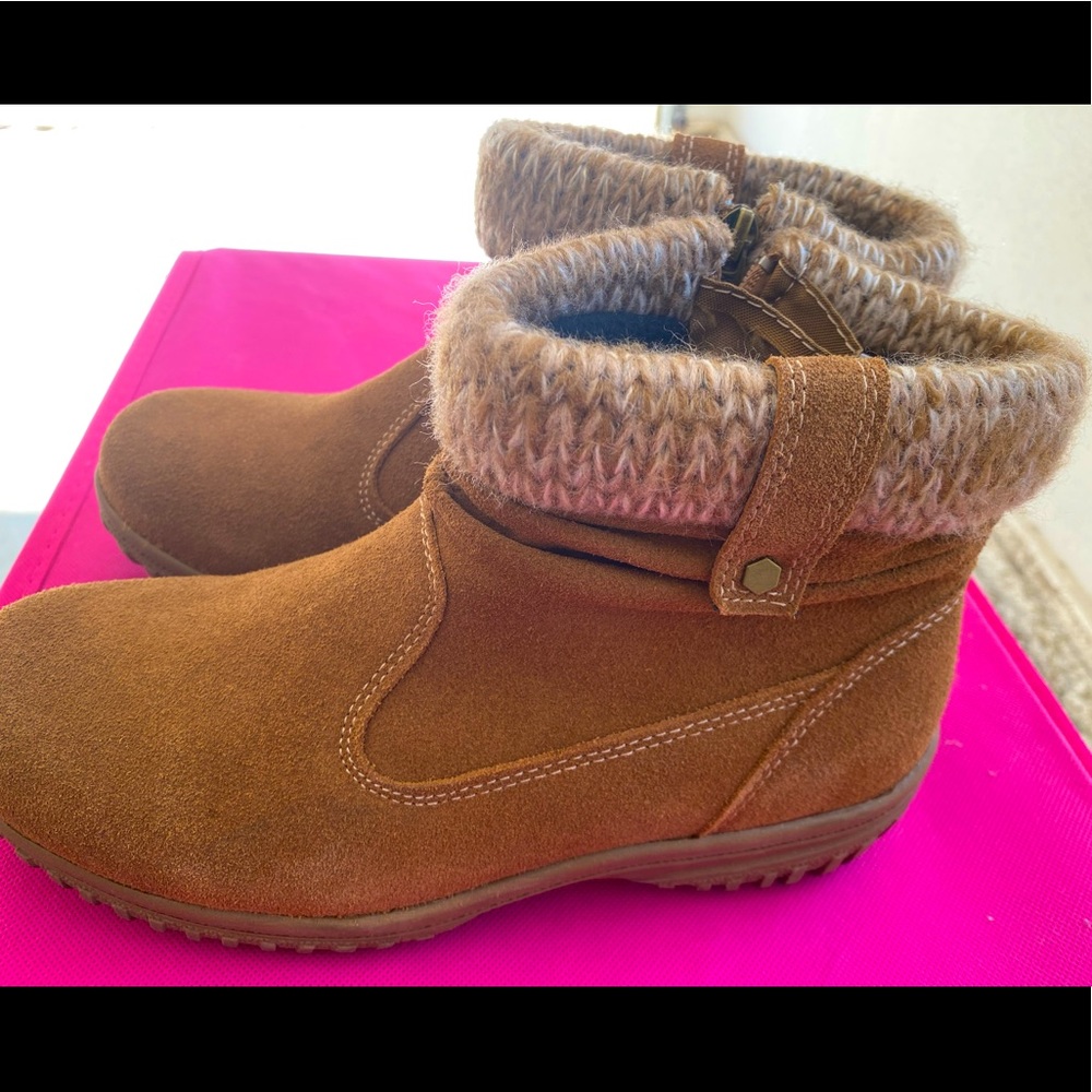 Khombu Blend ankle boots